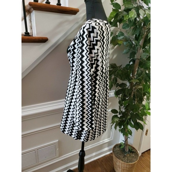 Venezia Women BlacK/White Cotton & Polyester Long Sleeve V-Neck Top Shirt - Picture 6 of 11